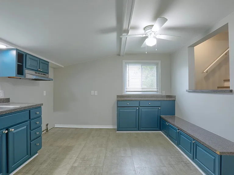 22395 Columbus Ave — Photo 8
