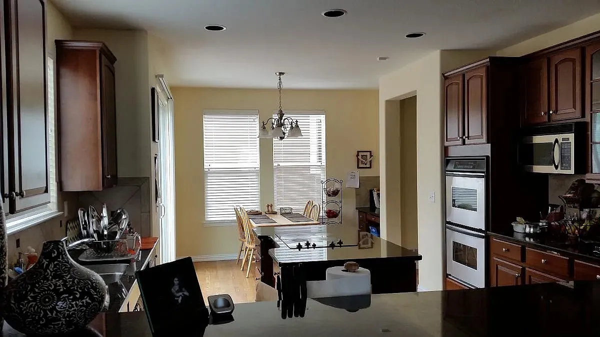 10868 Trotwood Way — Photo 3