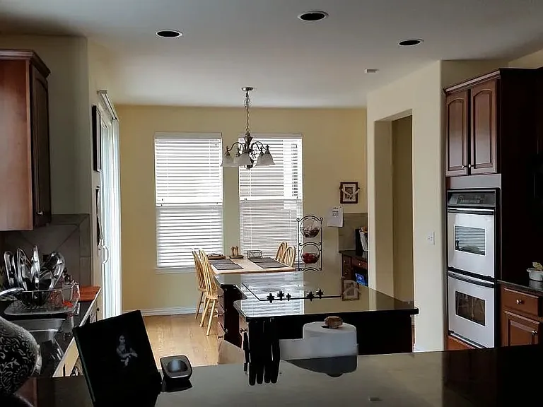 10868 Trotwood Way — Photo 3
