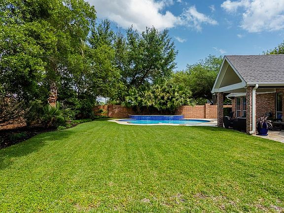 2nd image of 5319 Deerbourne Chase Dr