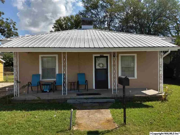 2008 Front St NE, Huntsville, AL 35811