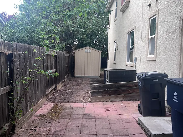771 Cathedral Way — Photo 48