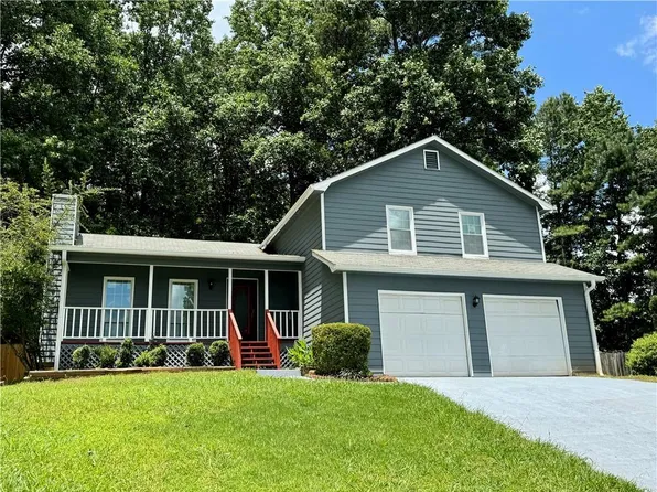 3945 Peninsula Ct, Lawrenceville, GA 30044