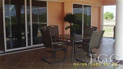201107403_07