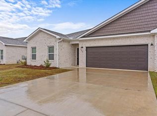 111 Jennie Dr, Dothan, AL 36301