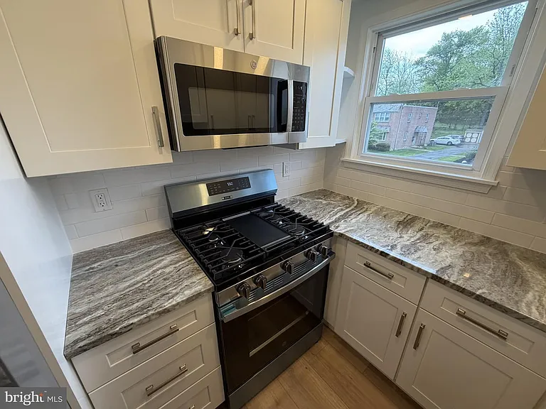 22 Windsor Rd — Photo 14