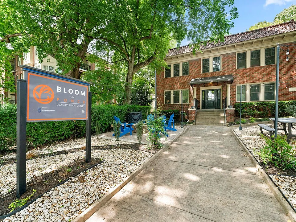 856 Ponce De Leon Ave NE