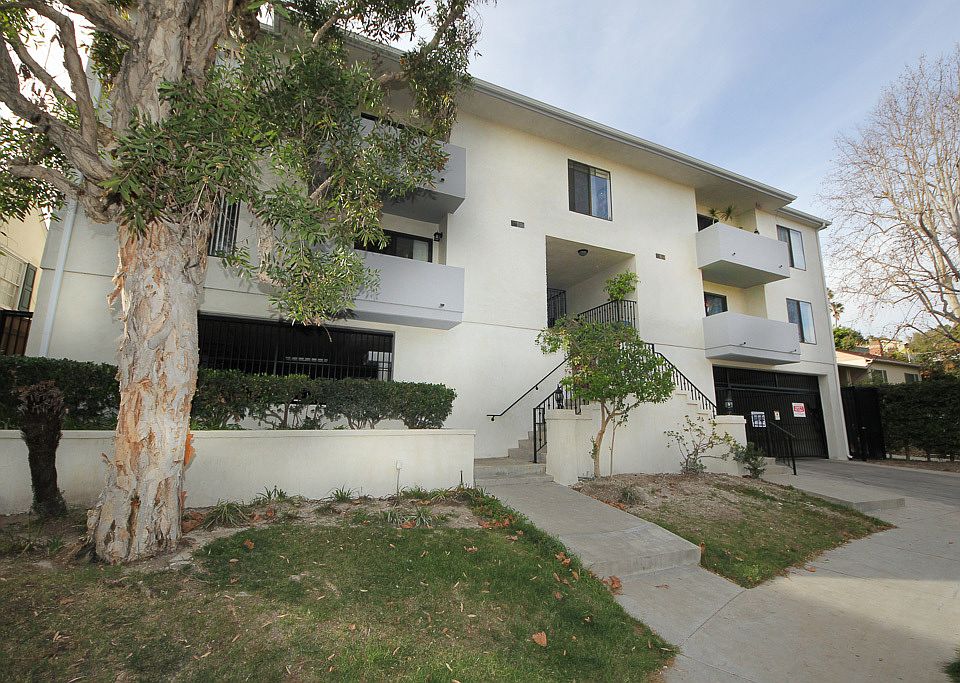 1st image of 3353 Shelby Dr APT 106