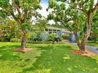 6750 SW 76th Ter, South Miami, FL 33143