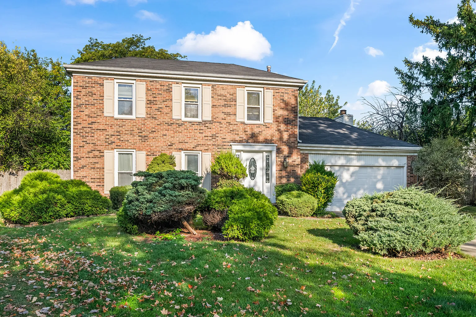 565 Kensington Ct photo 1