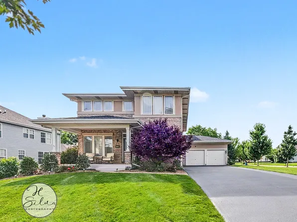 1410 Grand Pointe Blvd, Dundee, IL 60118