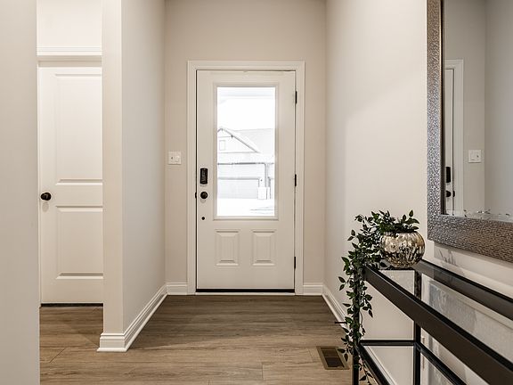 3rd image of 15888 Kohut Ln
