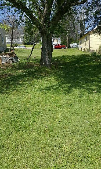 2nd image of 510 W 2nd Ave