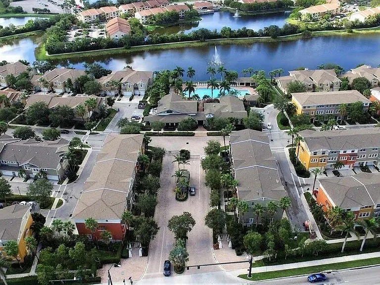 499 Corte Madera Ln — Photo 32