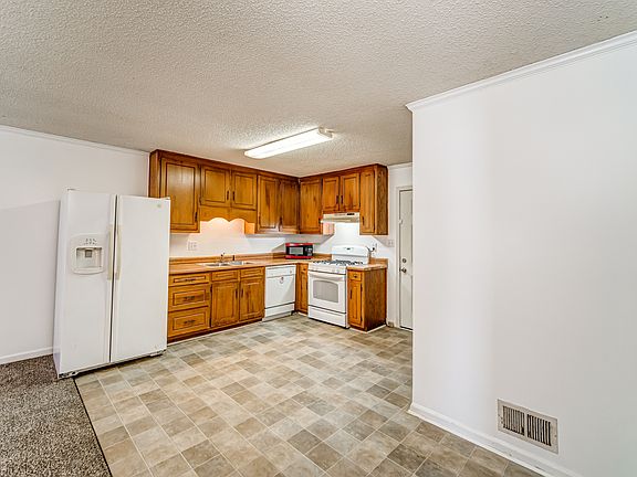 2nd image of 4355 E Paulding Dr