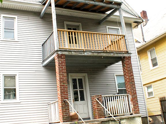 2nd image of 226-228 Parrott Ave
