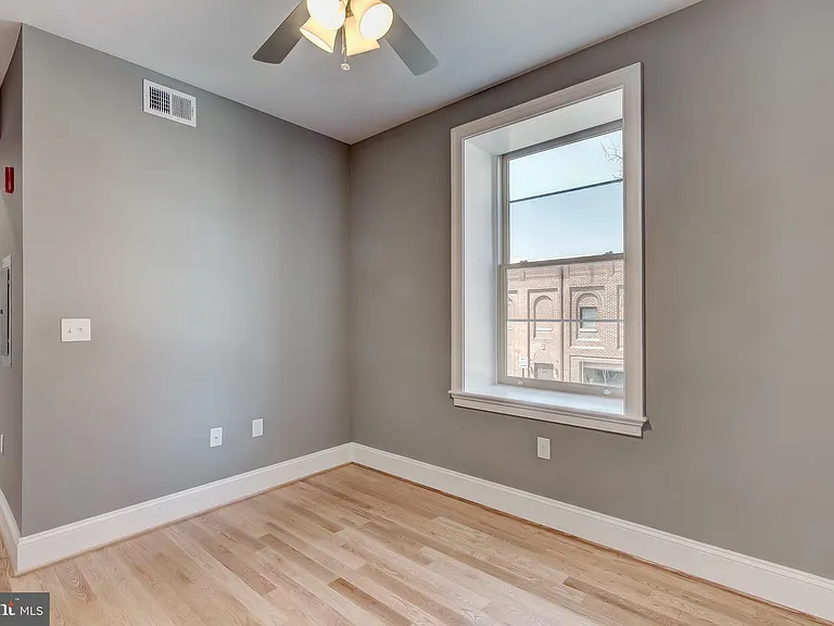1214 Eutaw Pl #103 — Photo 9