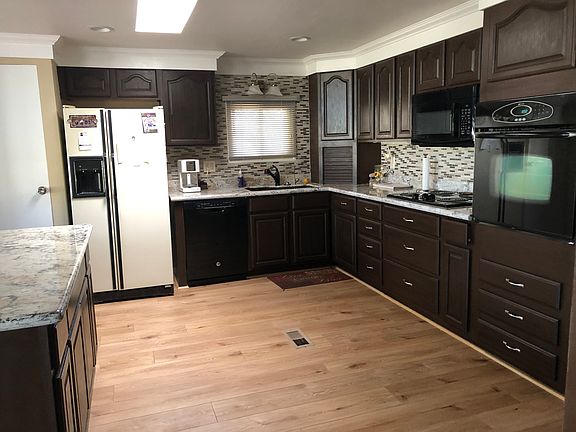 Oversized kitchen 