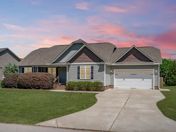 114 Westchase Dr, Clayton, NC 27527