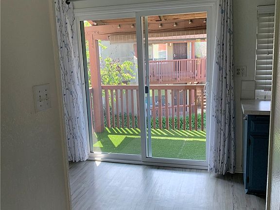 4th image of 1030 W Macarthur Blvd APT 154