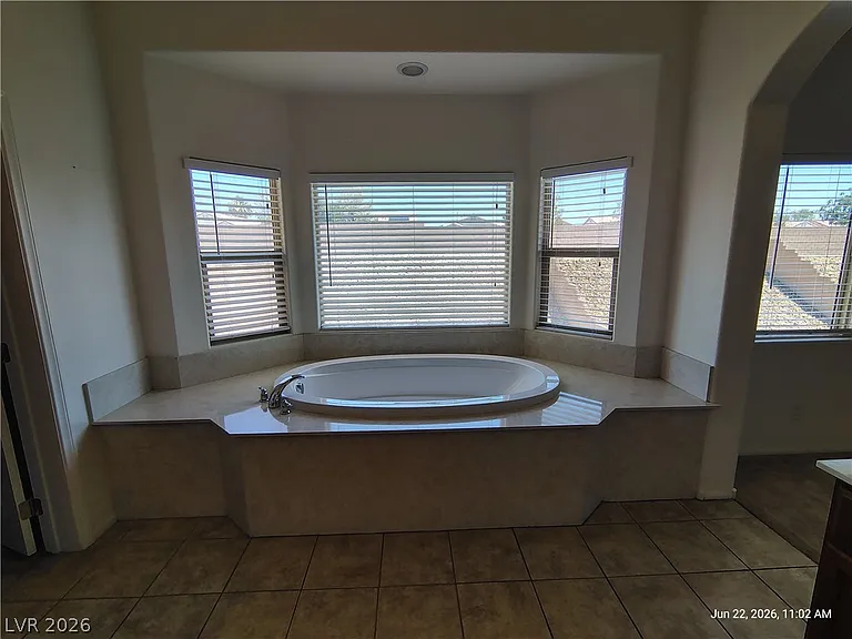 8166 Minots Ledge Ave — Photo 10