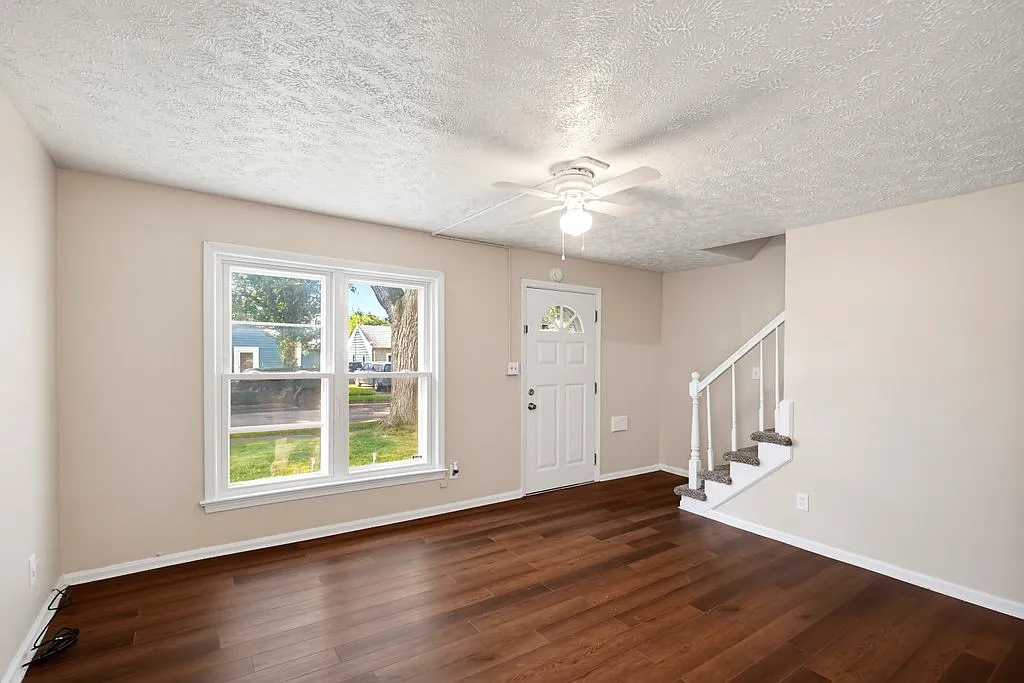 18614 Homeway Road - 1 — Photo 2