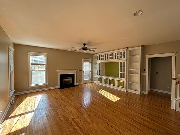 4th image of 196 Water Oak Dr