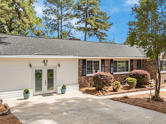 4th image of 1404 Knollwood Drive NW