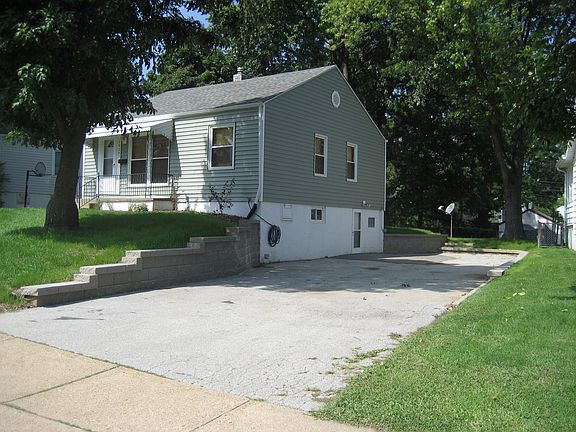 3rd image of 10287 Saint Katherine Ln
