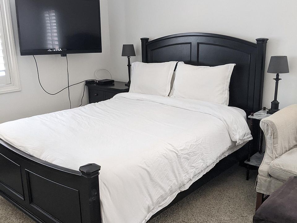 1st image of 829 Brighton Ct #829