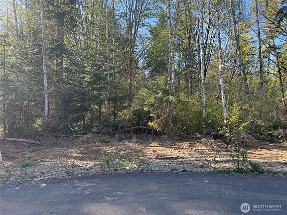 5th image of 4814 93rd Avenue SE