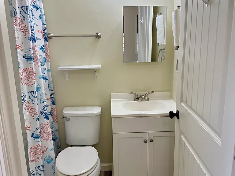 420 Isbell Rd — Photo 11