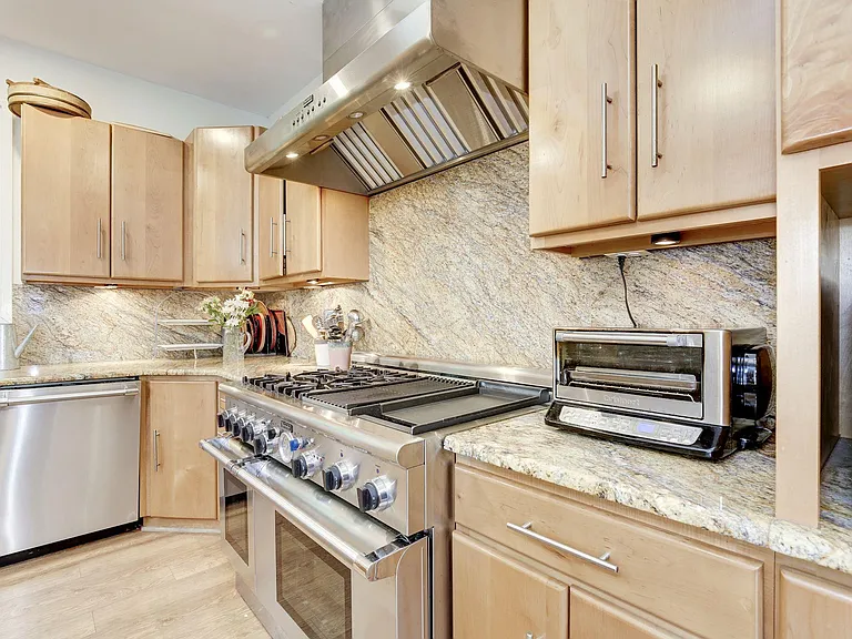6924 Carmichael Ave — Photo 23