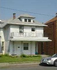 1st image of 640 E Broadway