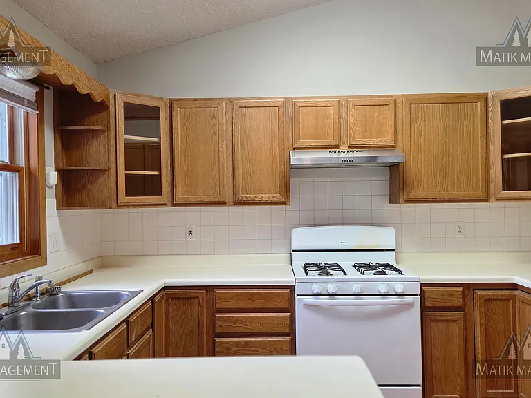 5605 Nancy Ln NW — Photo 26