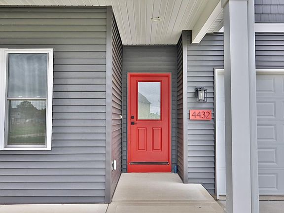 2nd image of 4432 Valor Way