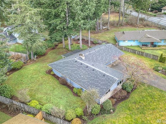 2nd image of 3708 Park Dr SW