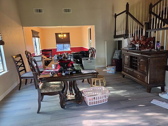 4th image of 467 W Tenaya Ave