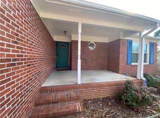 5344 Archer Rd, Hope Mills, NC 28348