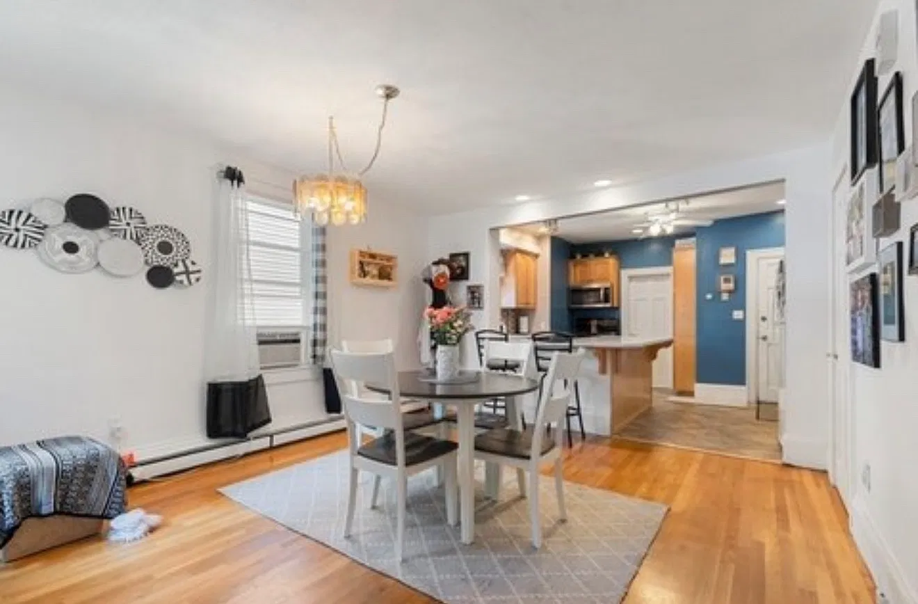 1 bed, 800 sqft, $2,400 — Photo 4