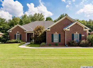 314 Blue Creek Dr, Harvest, AL 35749