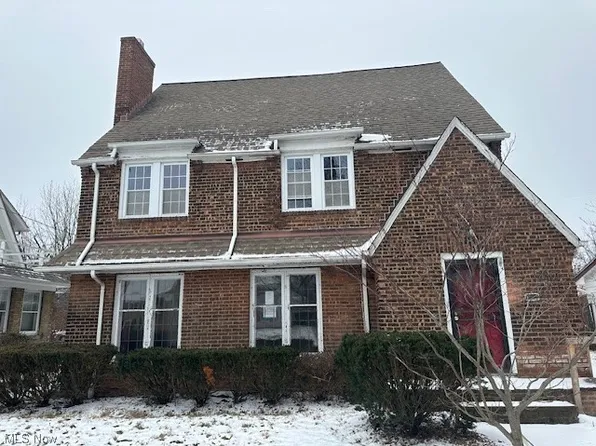3061 Albion Rd, Cleveland, OH 44120