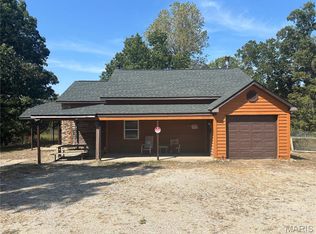 25120 Wild Flower Ln, Warrenton, MO 63383