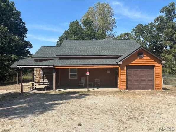 25120 Wild Flower Ln, Warrenton, MO 63383