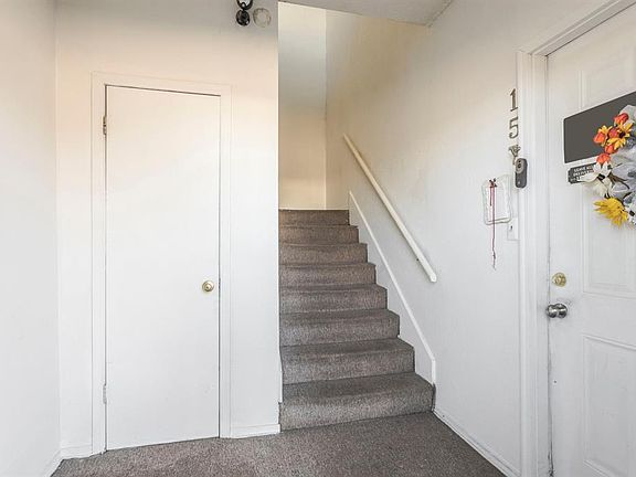 3rd image of 401 12th Ave #160