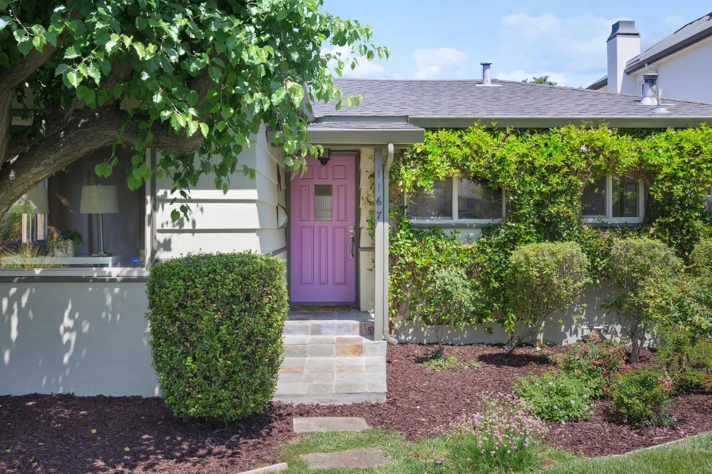1167 Dean Ave photo 1