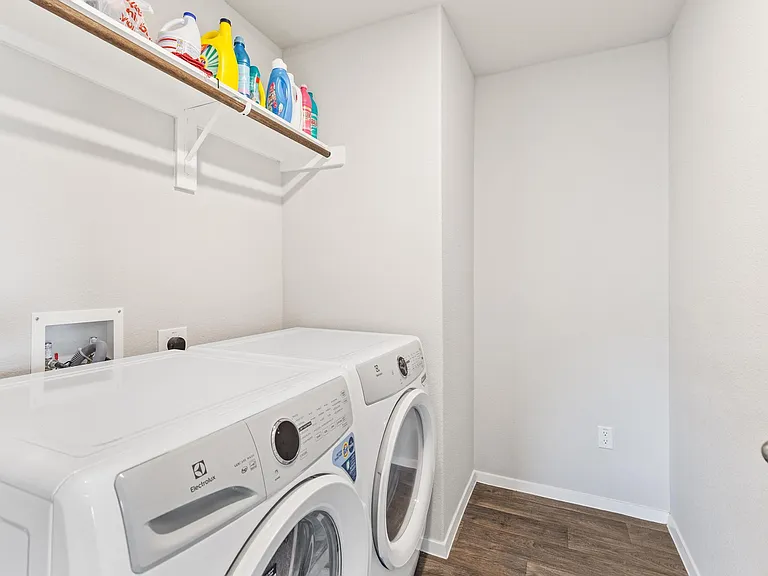 242 Barley Ln — Photo 23