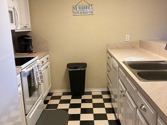 5th image of 77 Santa Isabel Blvd APT L1