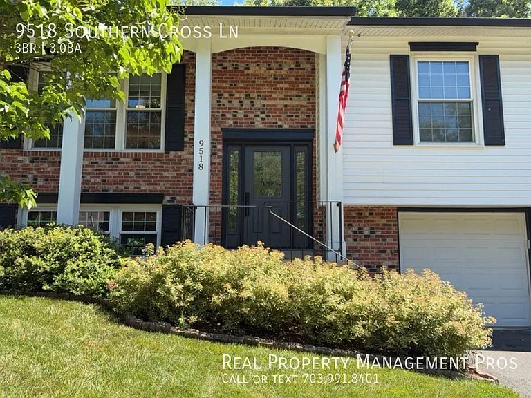 9518 Southern Cross Ln — Photo 1