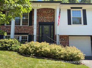 9518 Southern Cross Ln, Burke, VA 22015
